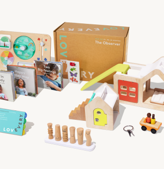 Lovevery-VKS-Playkit-3YO-TheObserver-ISO-322-April2021_BACKGROUND.png