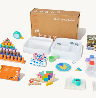 Lovevery-VKS-Playkit-3YO-TheProblemSolver-ISO-357-April2021_web_gray.png